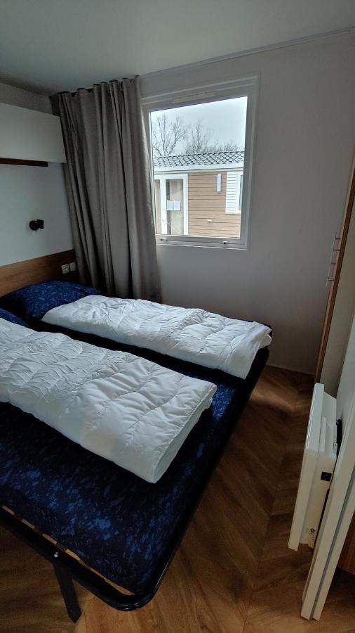 Chalet M44 Oostkapelle Buitenkant foto
