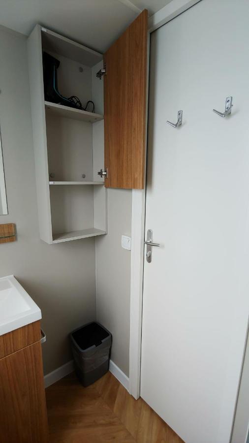 Chalet M44 Oostkapelle Buitenkant foto